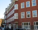 Eén van de twee ingangen naar de kapel aan de Karperweg.
<br/>
Gert-Jan Lobbes, 2016
